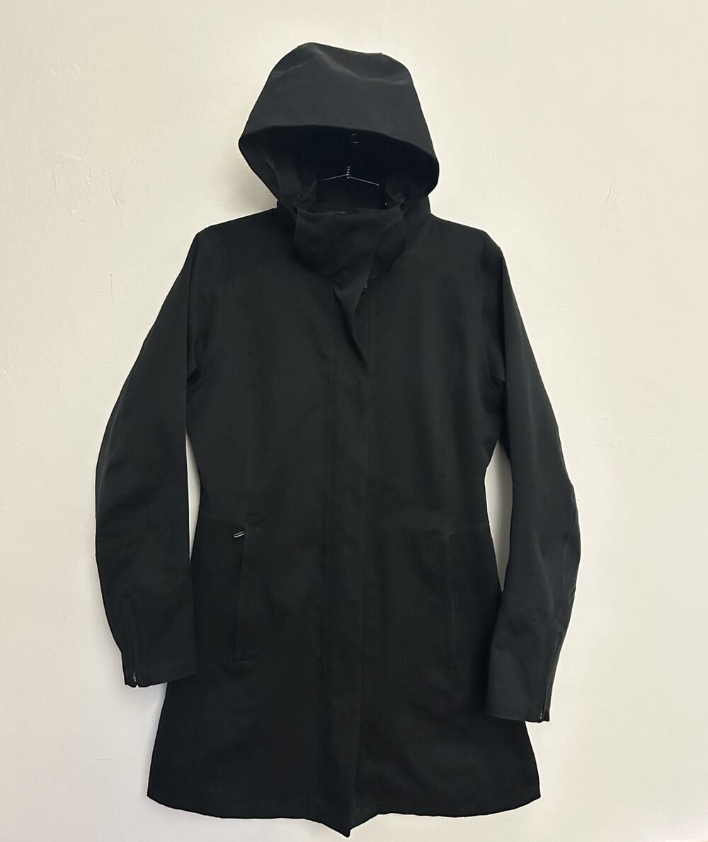 Patagonia Mor Coat Women’s M Black Hooded Insulated Parka Jacket FA11 28495
